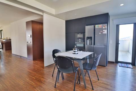 Apartamento T3 de Luxo no 6.º Andar | Terraços Exclusivos | Estacionamento e Arrumos