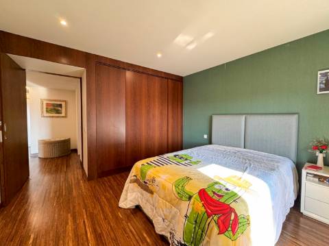 Apartamento T3 de Luxo no 6.º Andar | Terraços Exclusivos | Estacionamento e Arrumos