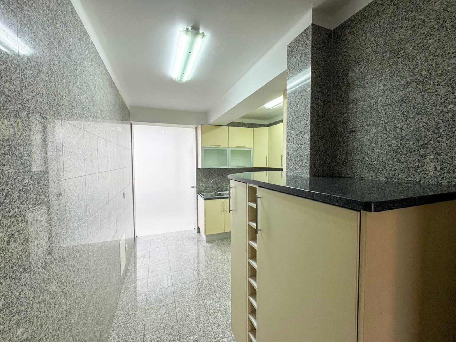 Apartamento T3 disponível para arrendamento no Centro de Águeda