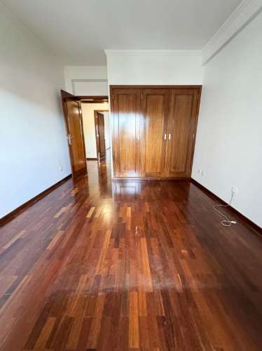 Apartamento T3 disponível para arrendamento no Centro de Águeda