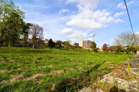 Terreno Premium para Desenvolvimento Urbano no Centro de Águeda