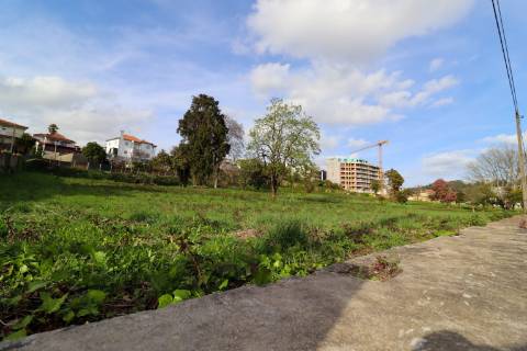Terreno Premium para Desenvolvimento Urbano no Centro de Águeda