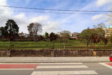 Terreno Premium para Desenvolvimento Urbano no Centro de Águeda