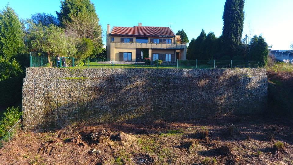 Moradia T4 com 4.200 m² de terreno, piscina e total privacidade em Águeda