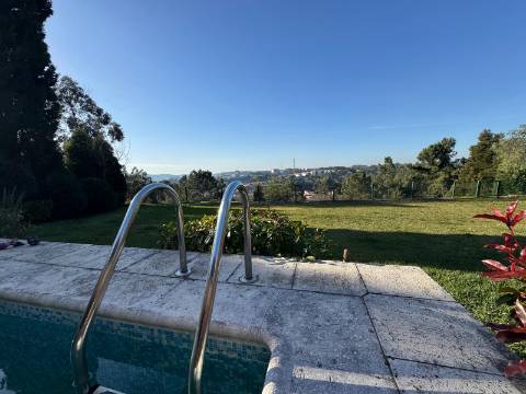 Moradia T4 com 4.200 m² de terreno, piscina e total privacidade em Águeda