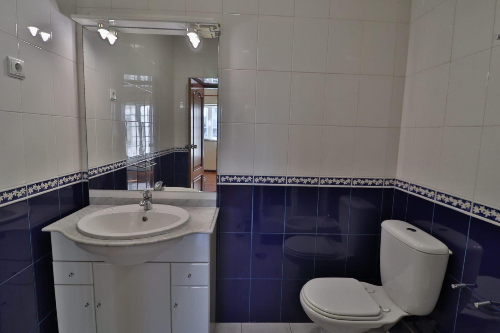 Suíte Completa disponível para arrendamento no Centro de Águeda