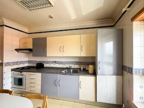Apartamento T2 disponível para arrendamento em Recardães