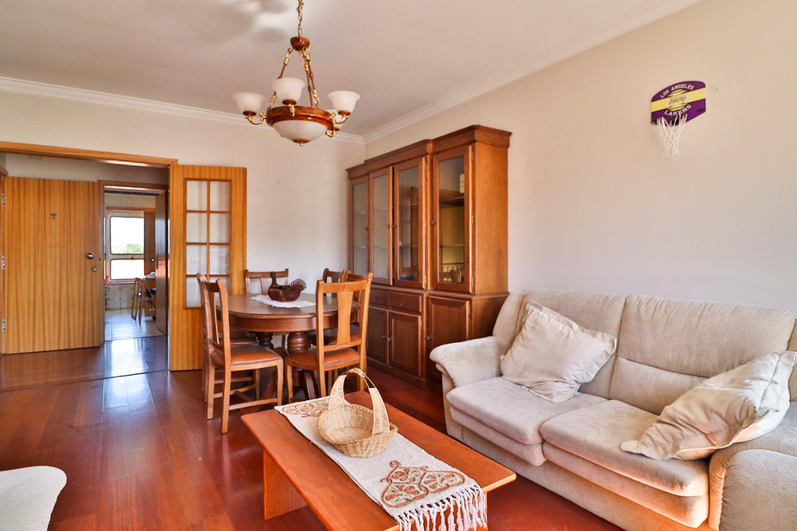 Apartamento T2 com Garagem Fechada | Recardães, Águeda