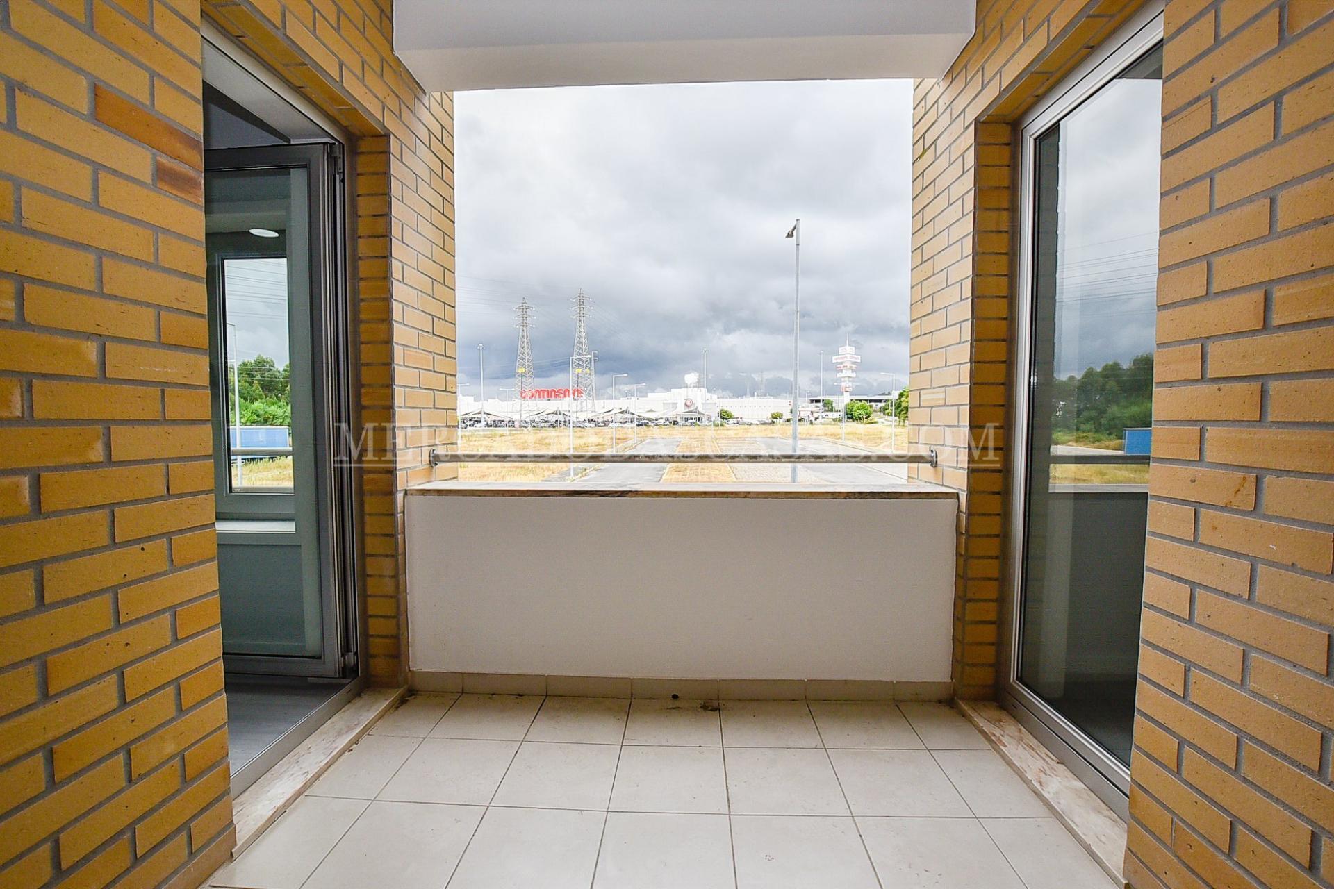 Apartamento T3 renovado, Esgueira, Aveiro