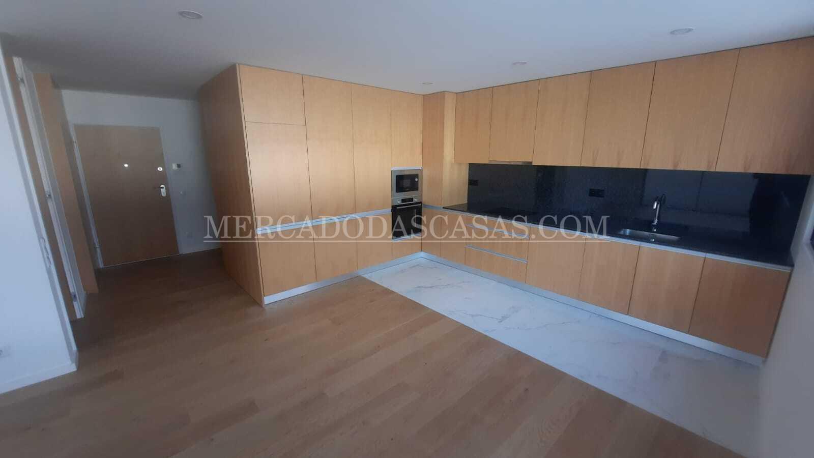 Apartamento T1 Novo com Terraço em Canidelo