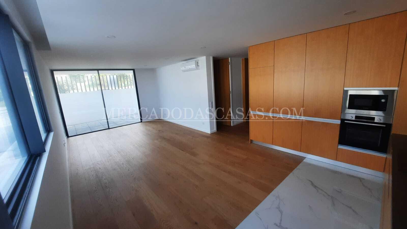 Apartamento T1 Novo com Terraço em Canidelo