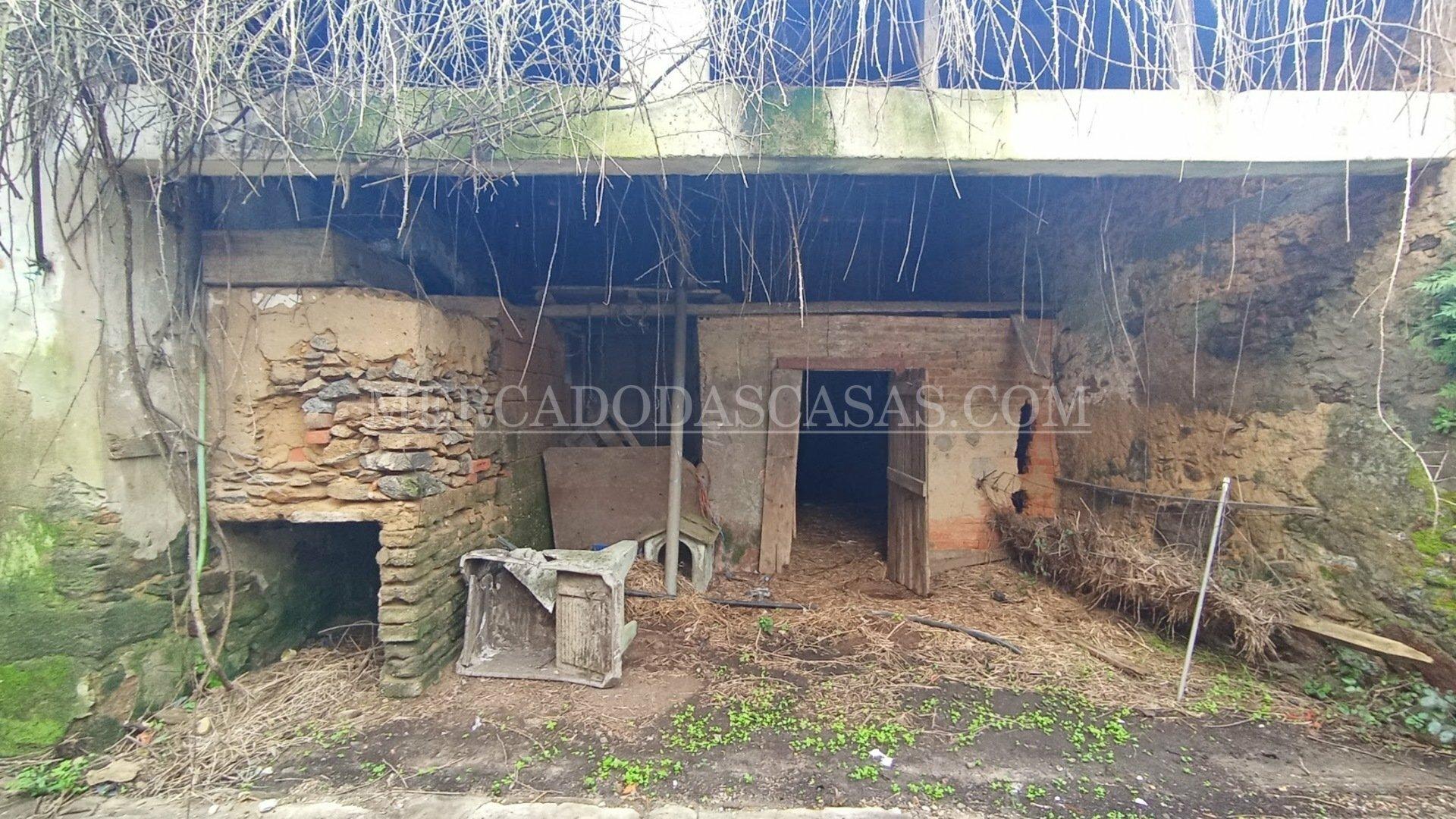 Prédio para Reabilitar em Propriedade Total