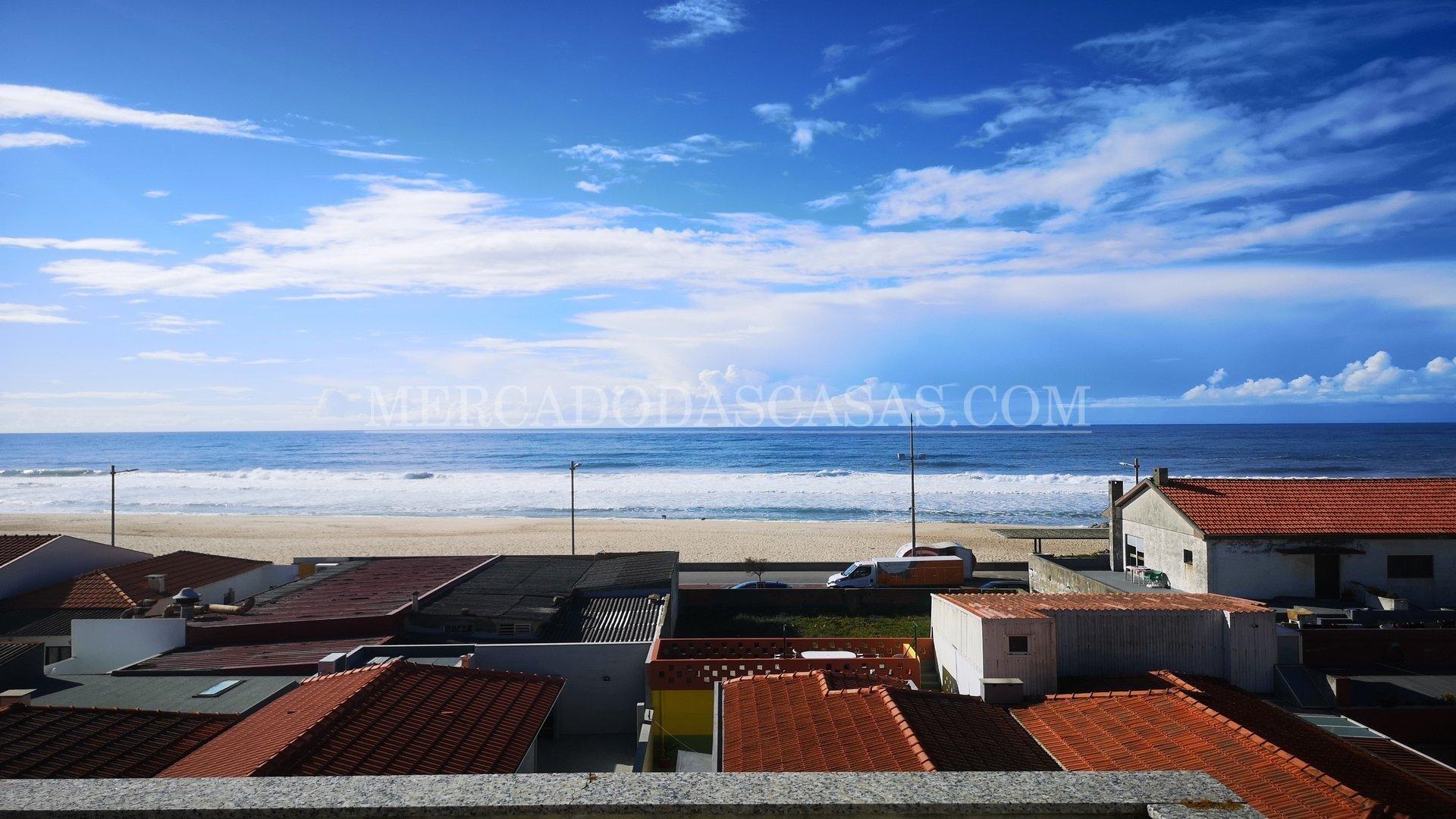 Apartamento T2 totalmente mobilado e equipado, Espinho praia