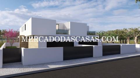 Moradia Geminada,qualidade construtiva, Santa...