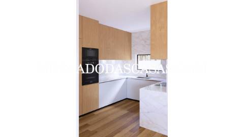 Moradia Geminada,qualidade construtiva, Santa...