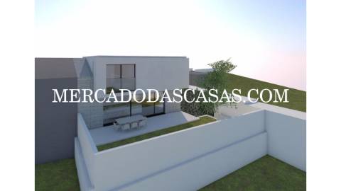 Apresentamos este excelente terreno com 396,54m²,...
