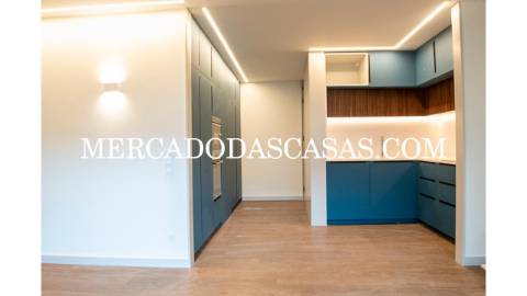Luxuoso Apartamento T2 em pleno...