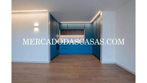 Luxuoso Apartamento T2 em pleno...