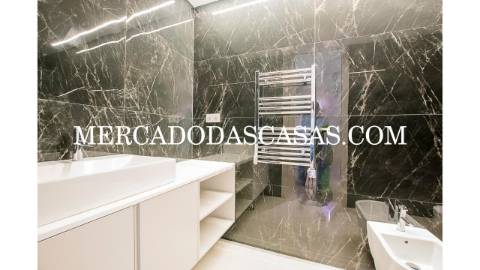 Luxuoso Apartamento T2 em pleno...