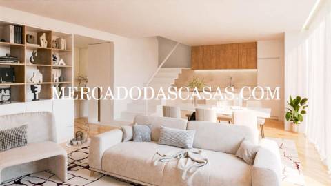 Pr&eacute;dio no Centro da Cidade de...