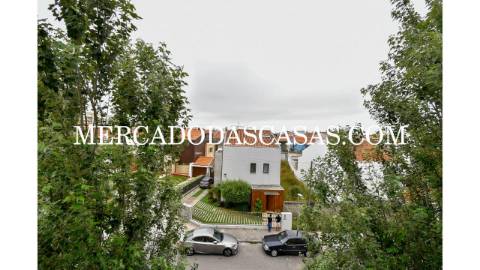 Apartamento&nbsp;T5 em...