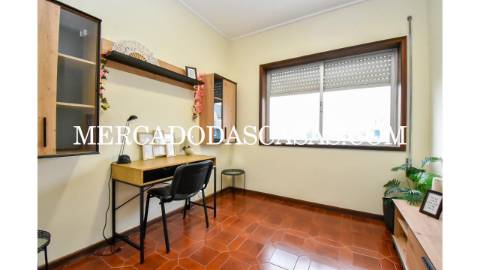 Apartamento&nbsp;T5 em...