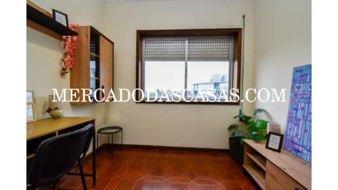 Apartamento&nbsp;T5 em...