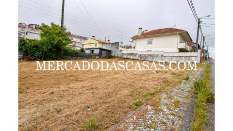 Ao comprar este Terreno urbano situado em...