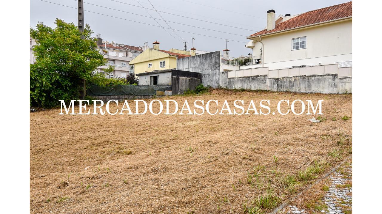 Ao comprar este Terreno urbano situado em...
