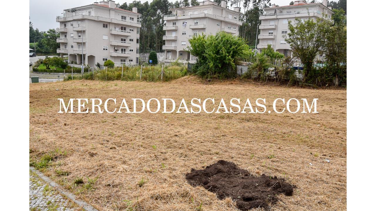 Ao comprar este Terreno urbano situado em...