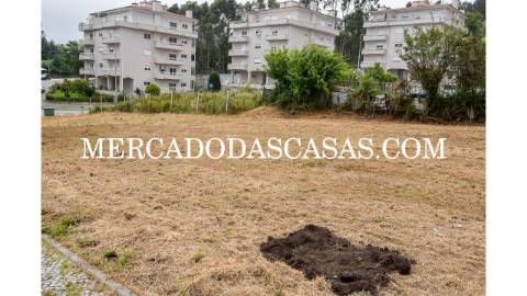 Ao comprar este Terreno urbano situado em...
