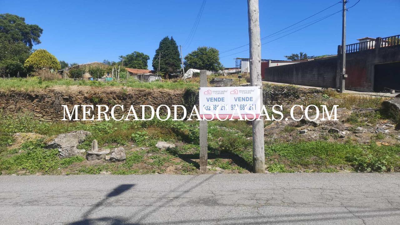 Ao comprar este Terreno está a investir num...