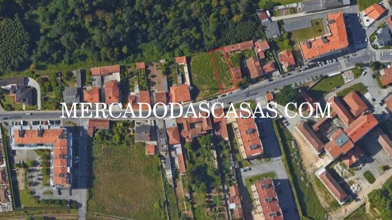 Ao comprar este Terreno está a investir num...