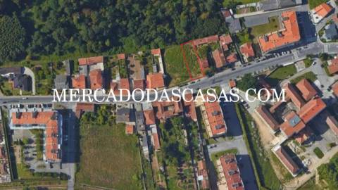 Ao comprar este Terreno está a investir num...