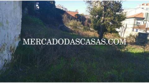 Ao adquirir este Terreno localizado em pleno...