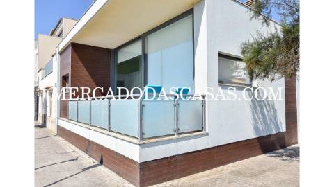 Moradia T3 T&eacute;rrea com Vista Mar -...