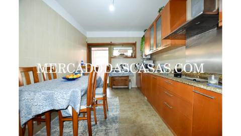 Moradia em Banda em Sanguedo
Moradia T3 em Banda...