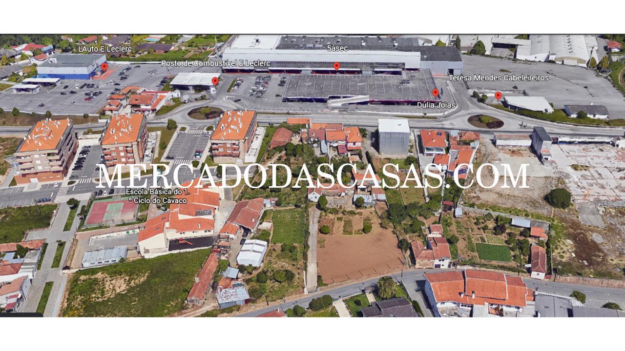 Terreno em Santa Maria Da Feira, na zona do...