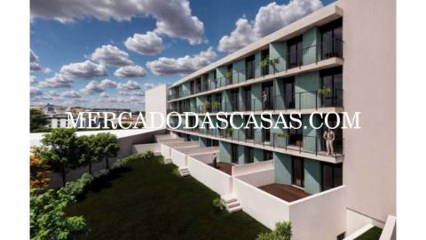 Apartamento Contempor&acirc;neo com Conforto e...