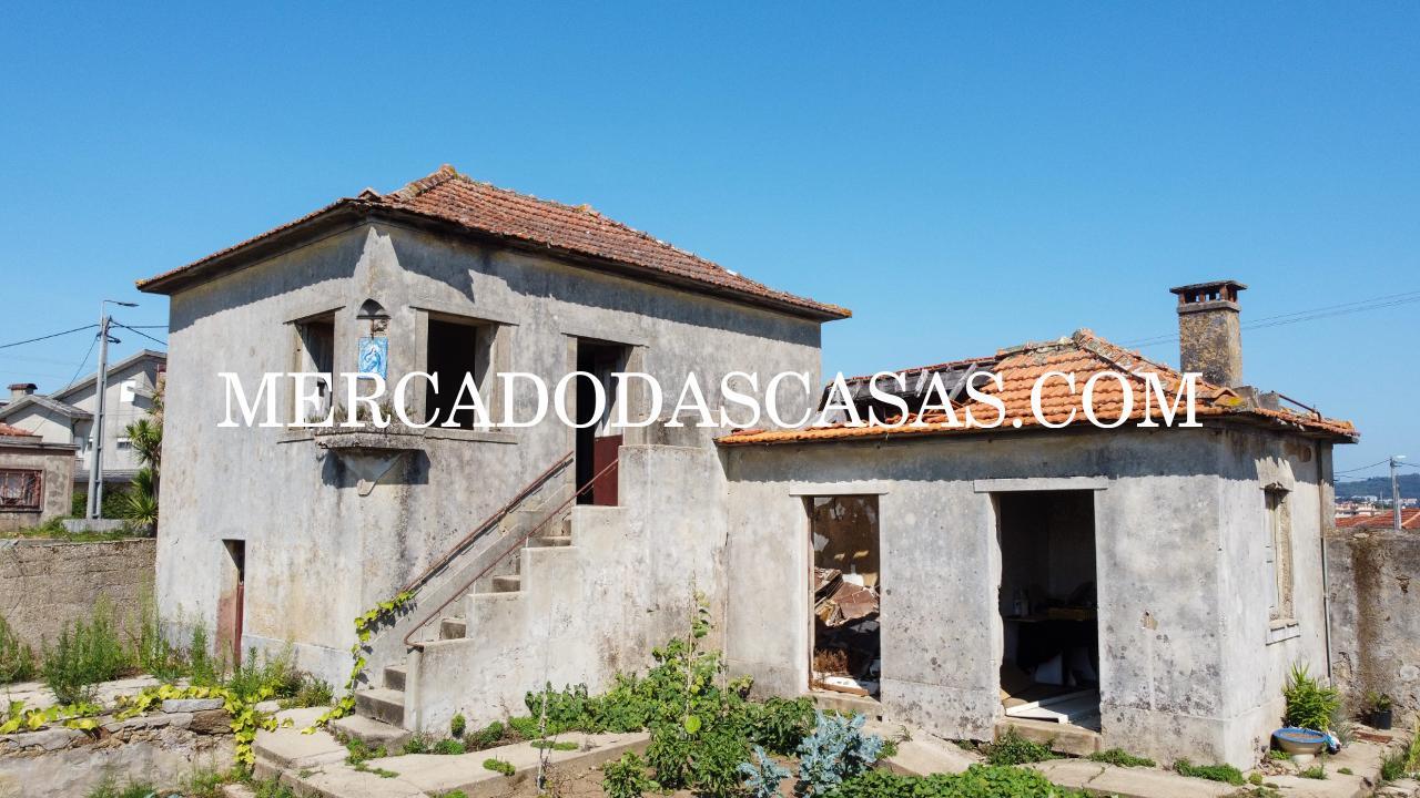 Descubra esta moradia isolada para...