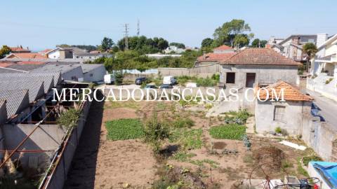 Descubra esta moradia isolada para...