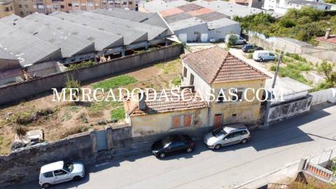 Descubra esta moradia isolada para...