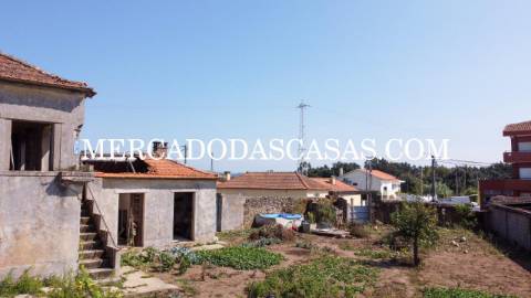 Descubra esta moradia isolada para...