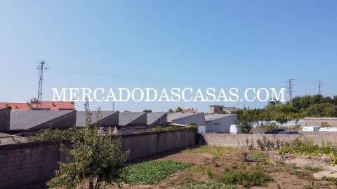 Descubra esta moradia isolada para...