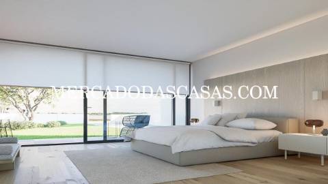 Moradia Isolada com Piscina - Frente à Ria de...