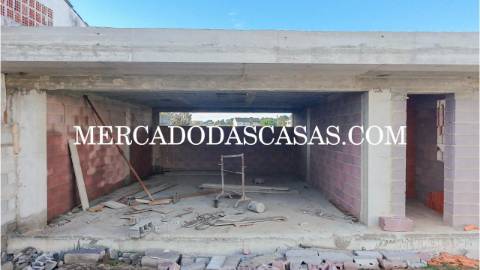 Moradia Isolada com Piscina - Frente à Ria de...