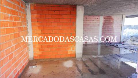 Moradia Isolada com Piscina - Frente à Ria de...