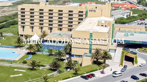 Entre o azul infinito do Atlântico e a energia...