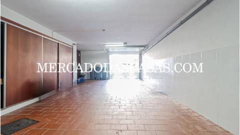 Moradia T3 Geminada em Nogueira da Regedoura com...