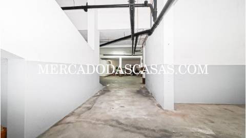 Destaques do Imóvel:
 
 Áreas: 
 Área bruta...